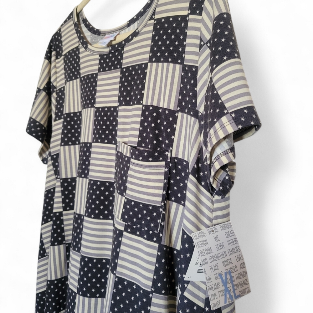 Stars and Stripes LulaRoe XL Carly - Picture 5 of 5